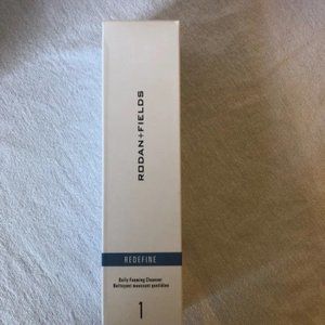 REDEFINE DAILY FOAMING CLEANSER